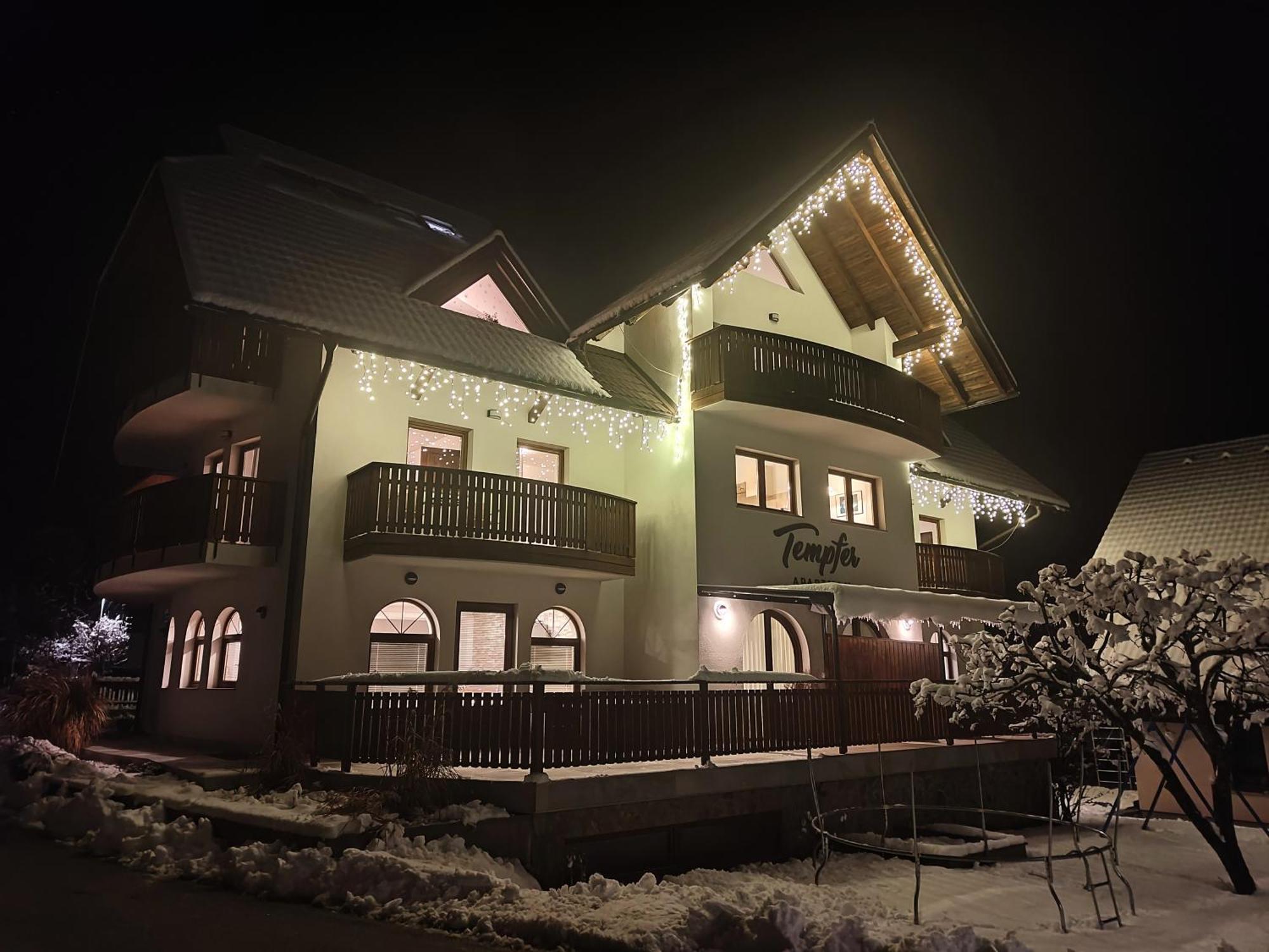 Tempfer Apartments & Rooms With New Wellness Rateče Exteriér fotografie